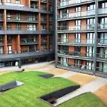O2 Excel City Airport Apartment