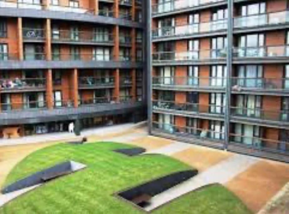 O2 Excel Airport Apartment *