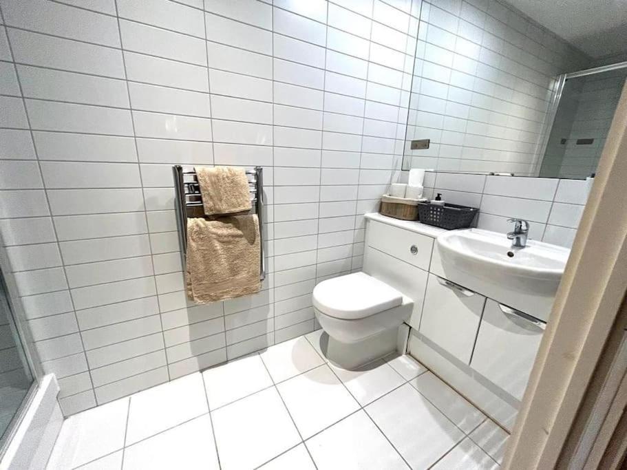 O2 Excel Airport Apartment *