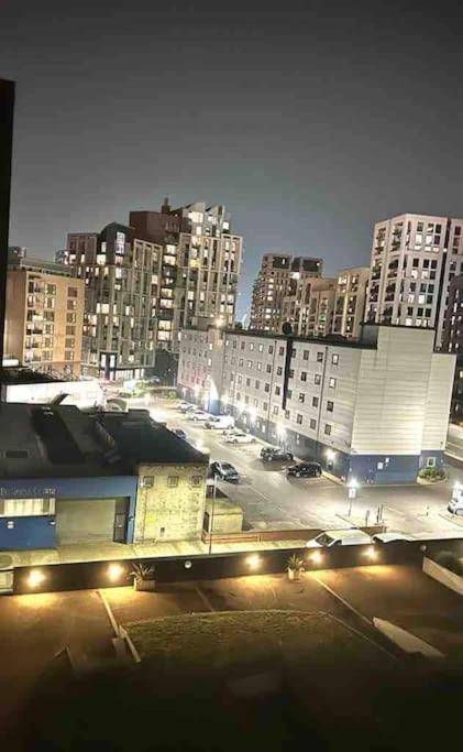 Apartment O2 Excel Airport